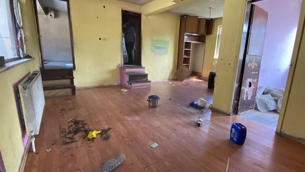 6 yıl önce kiraya verdiği evine girince dehşete düştü! İnsan bunu nasıl yapabilir? 8